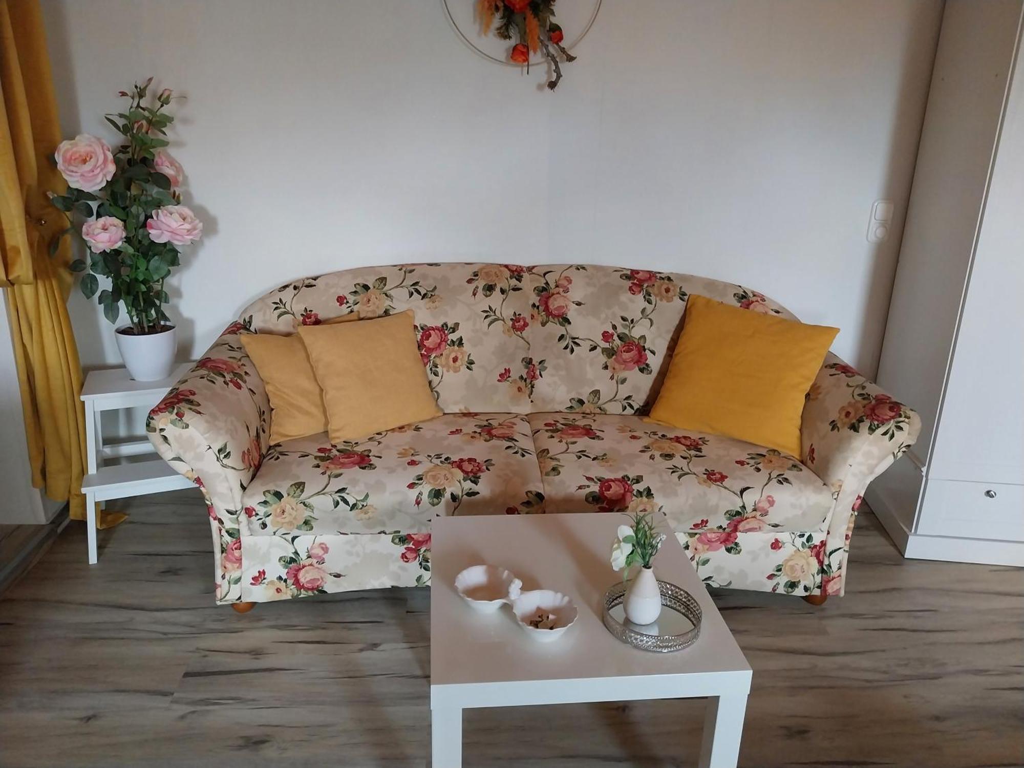 Ferienwohnung Rosi Naumburg  Bagian luar foto